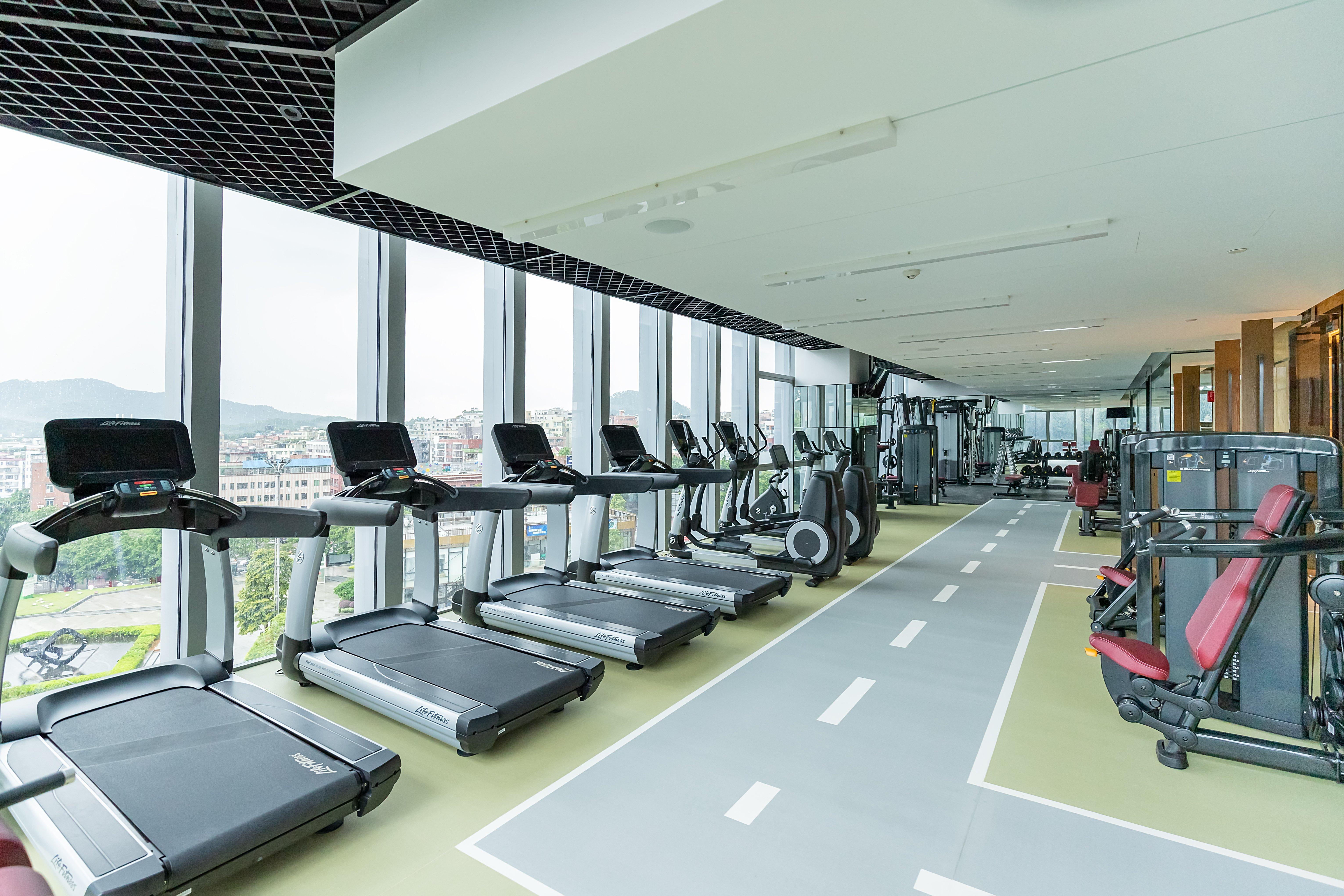 Holiday Inn Guangzhou South Lake Hotel - Ideal For Business & Leisure Buitenkant foto